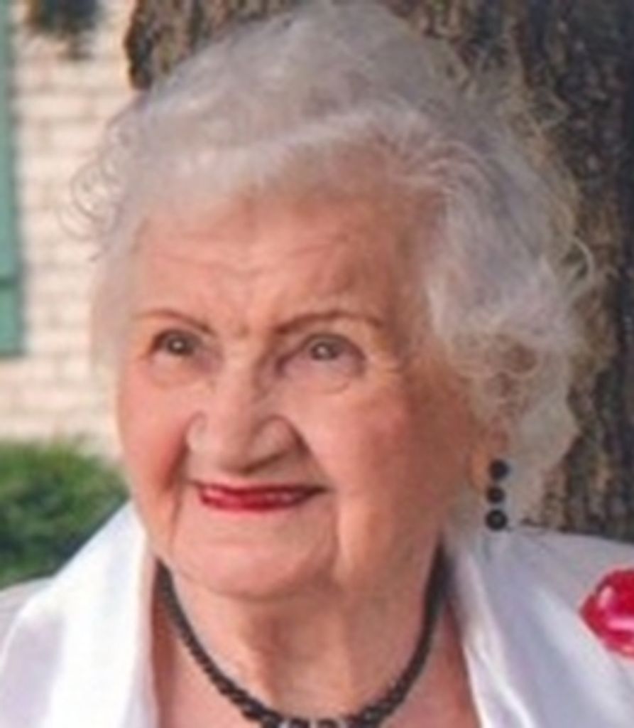 Veronica Linder