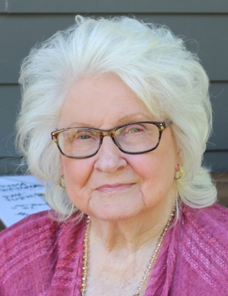 Betty Lou Myers Land Profile Photo