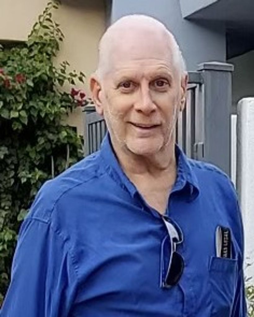 Robert J. Pavlovich Profile Photo