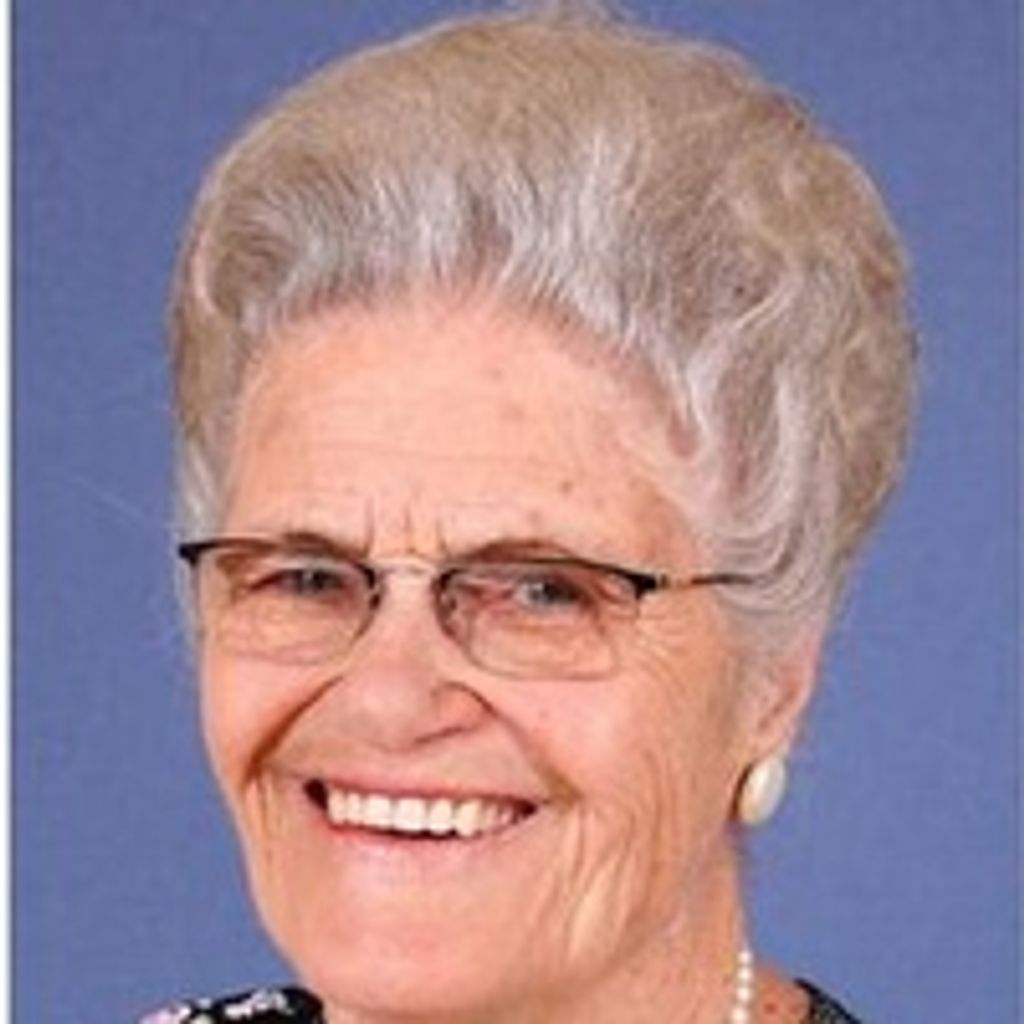 Maudine Miller (Plainview)