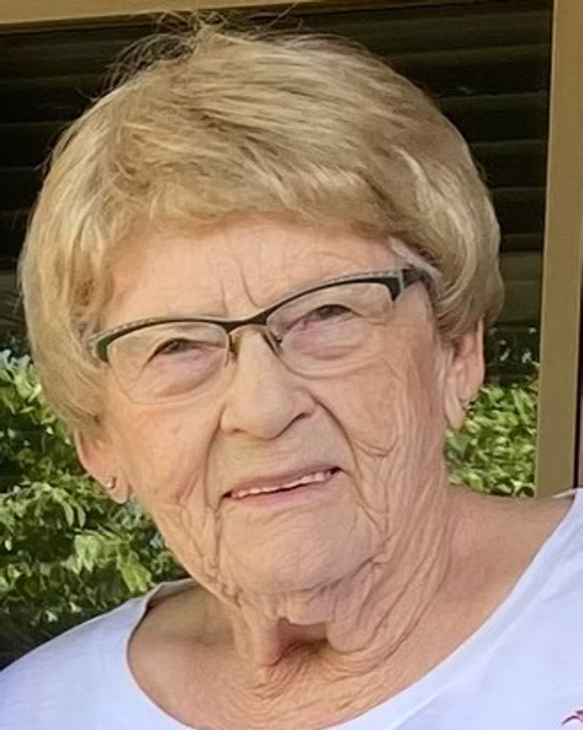 Lorraine Walahoski Profile Photo