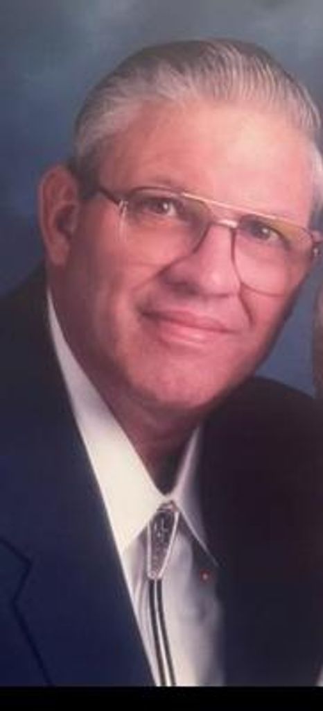 Thomas M. Oliver Profile Photo