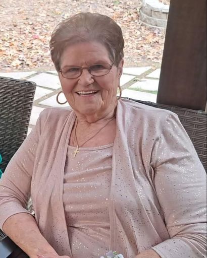 Galia Aline Lewis's obituary image