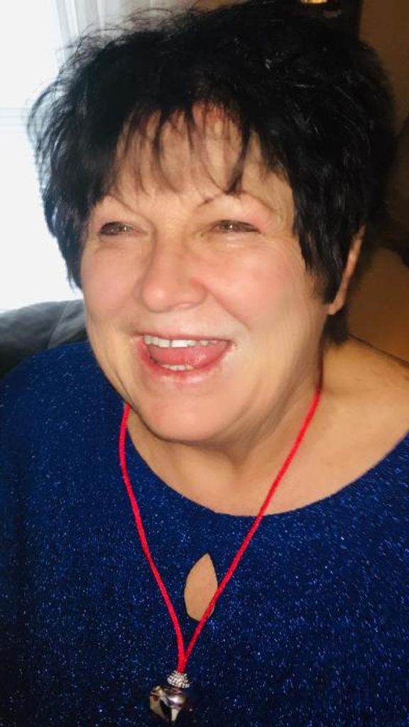 Dorothy Louise (Paris)  Nicoloff Profile Photo