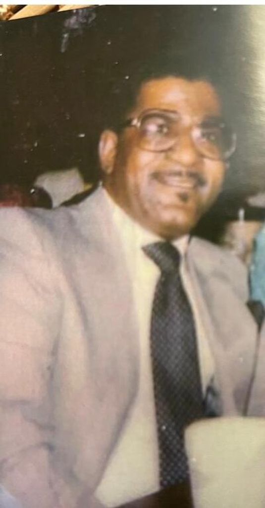 Calvin Greenhouse, Jr. Profile Photo