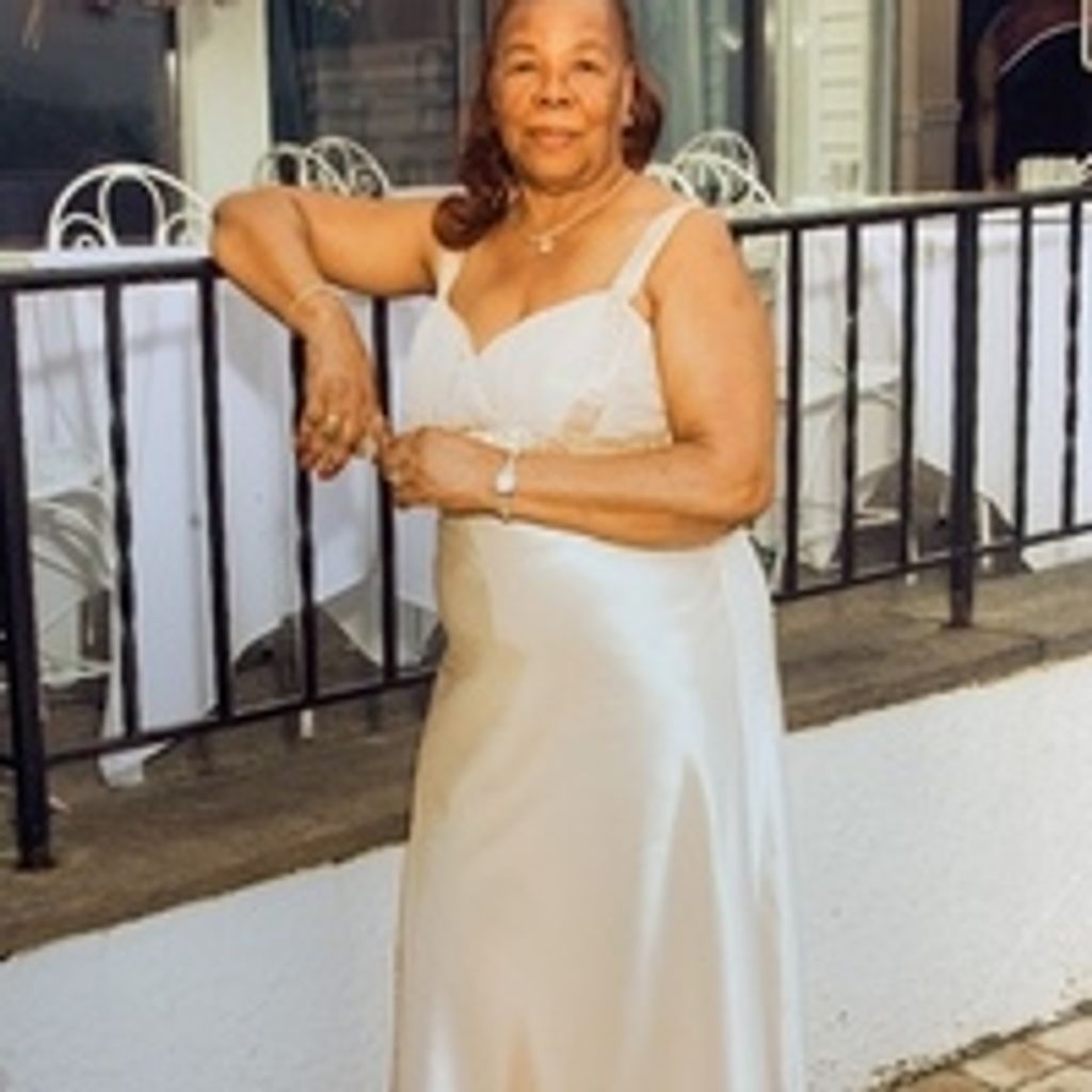 Agatha Hull Profile Photo