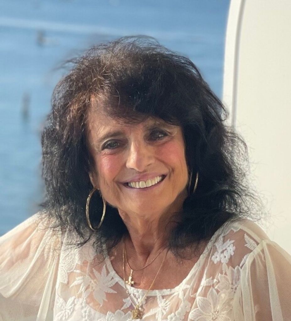 Dianne M. (Genovese)  Hagblom Profile Photo