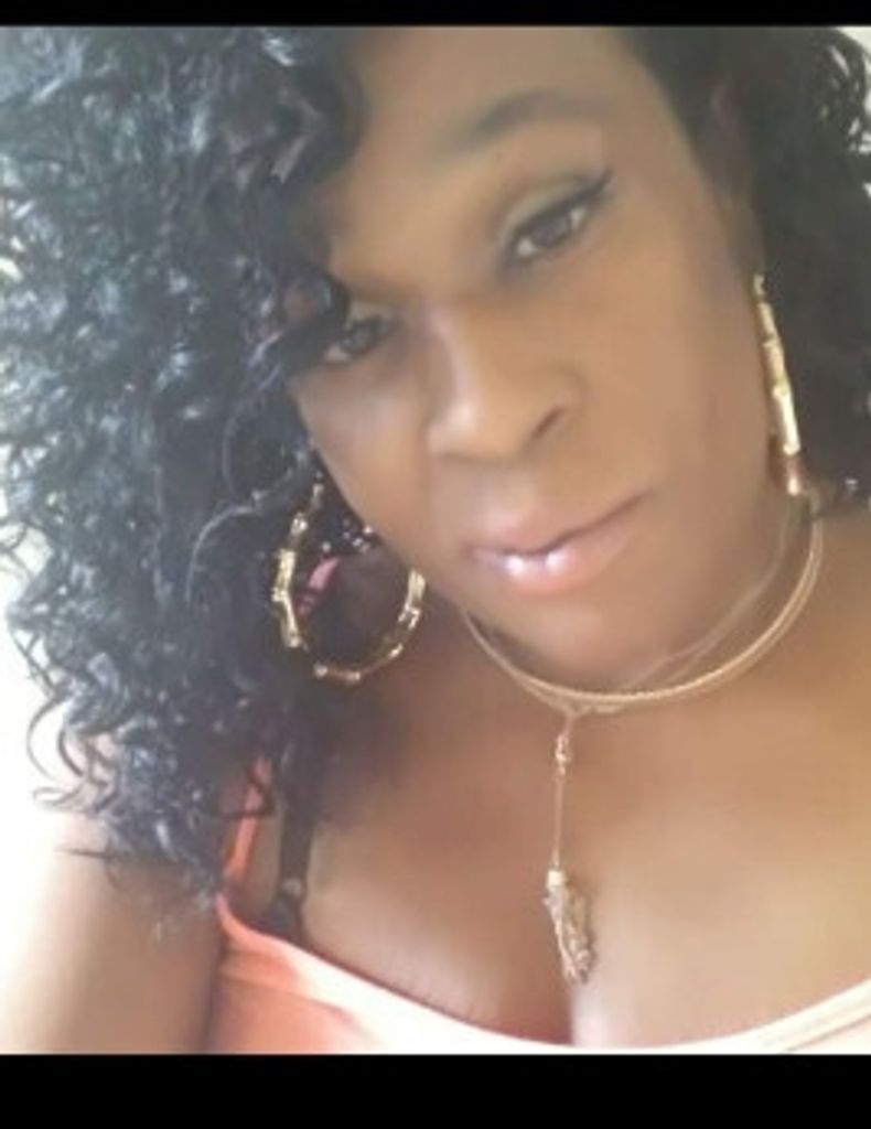 Teniah Moniquie Dee Lurry