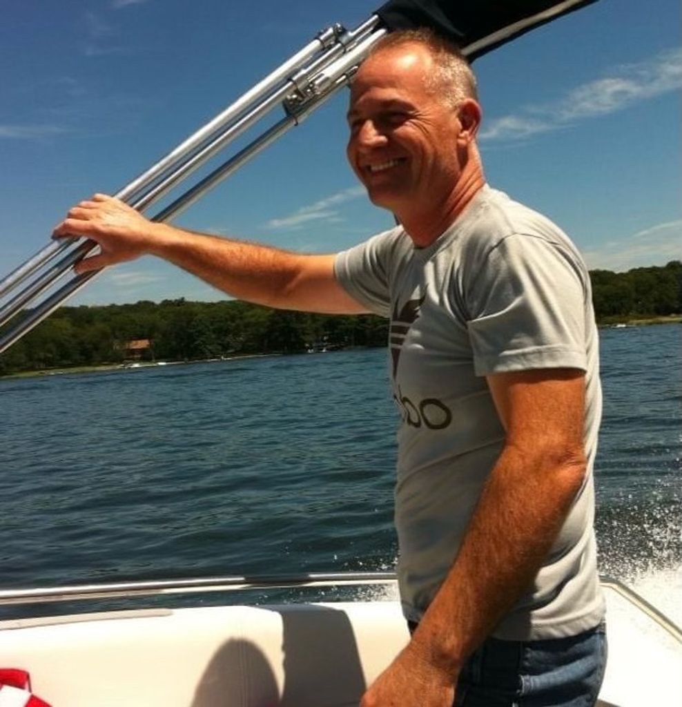 Robert Carl Hedrich, Jr. Profile Photo