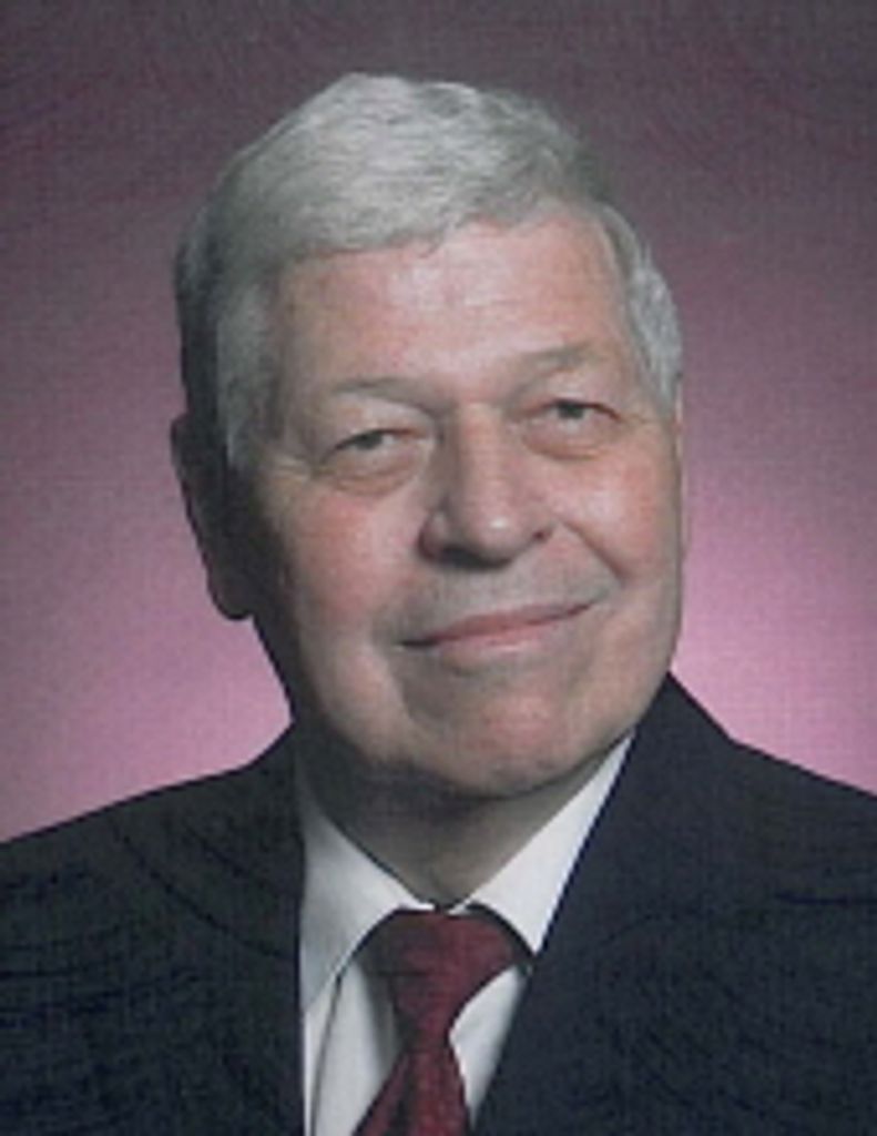 Kenneth  H. Mundt