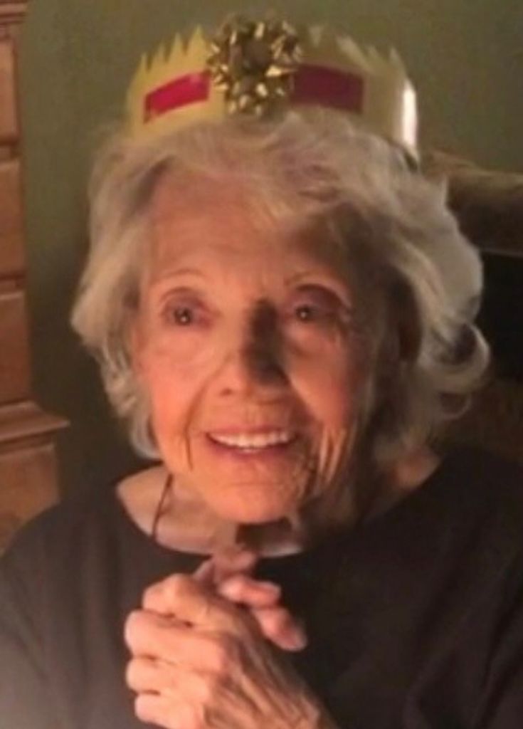 Emily Rose Medeiros Profile Photo