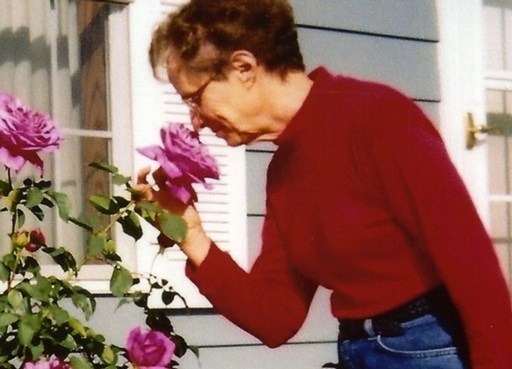 Linda Reuelle Blackstone Profile Photo