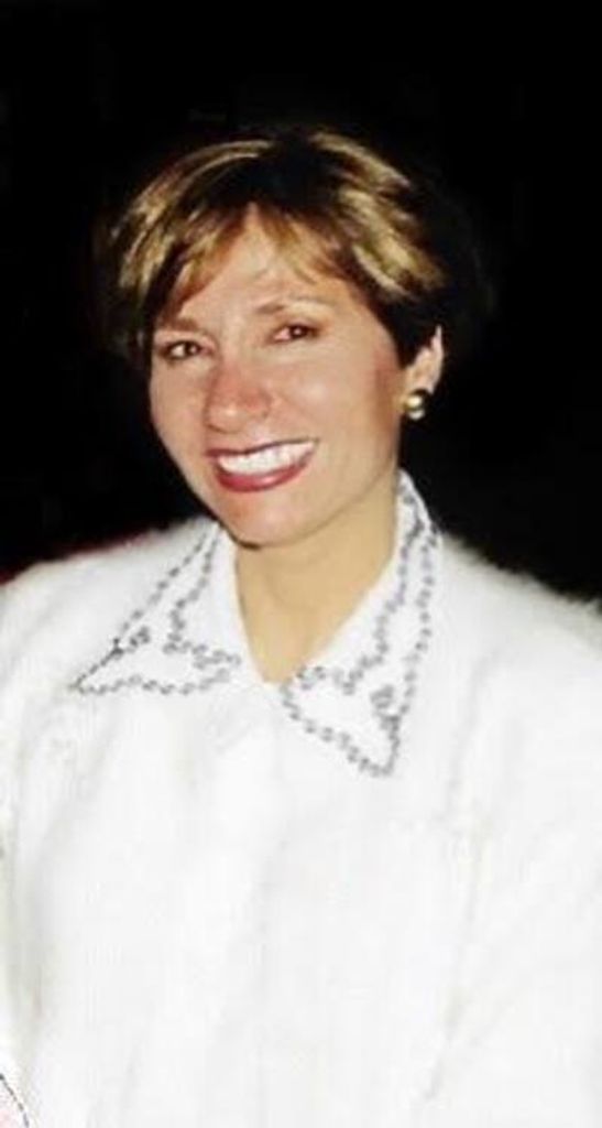 Eva Maria Gallo Profile Photo