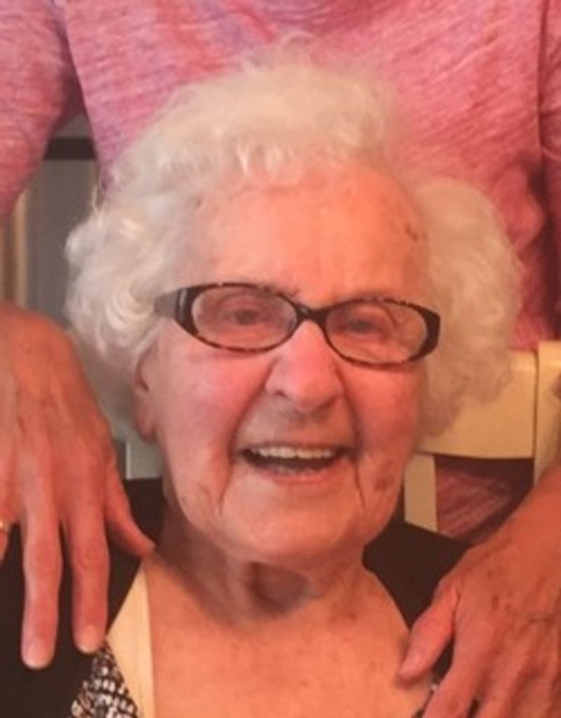 Eleanor Rinas Profile Photo