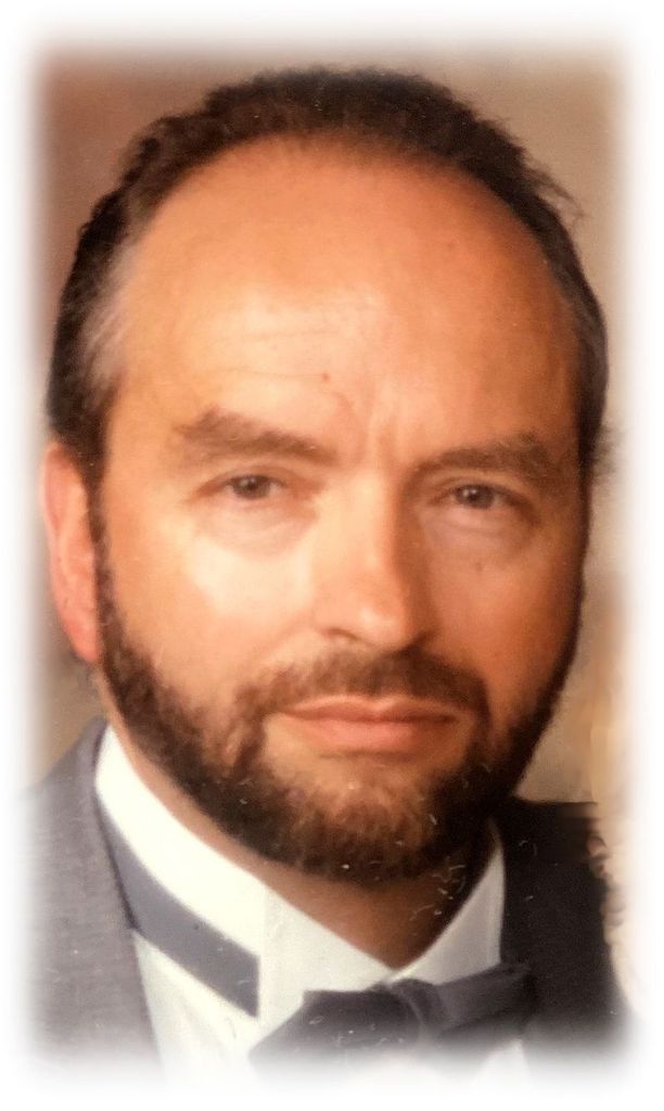 Simon Bartholome Sanders Profile Photo
