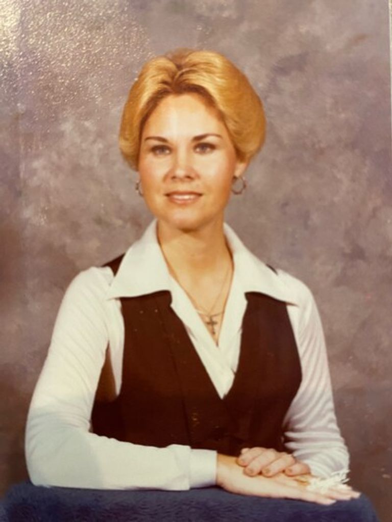 Linda Stratton Profile Photo