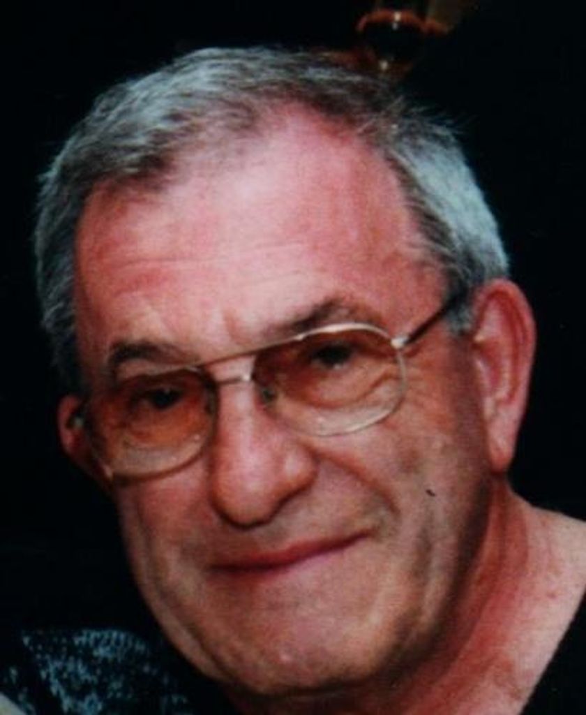 Robert R Amatangelo, Sr