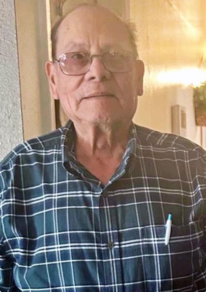 Leandro Baldomero Huizar-De Los Santos Profile Photo