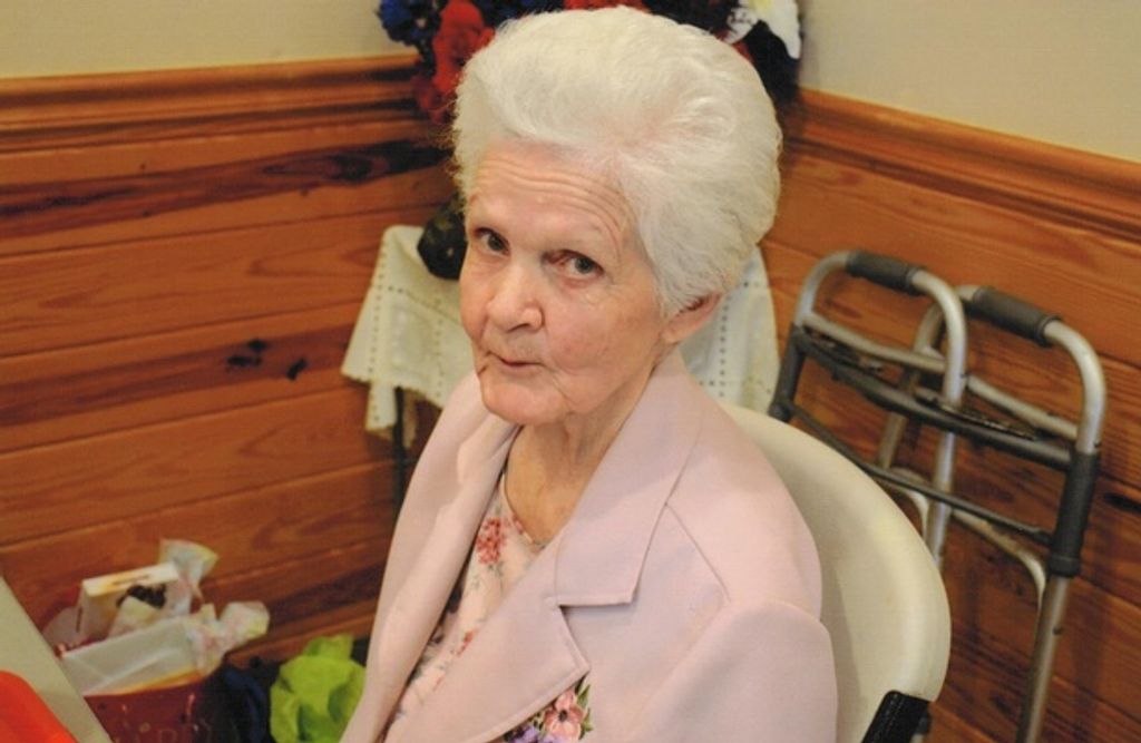 Lillian Teresa Phillips Johnson Profile Photo