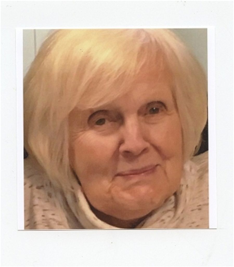 Maxine Auckland (Edwards)