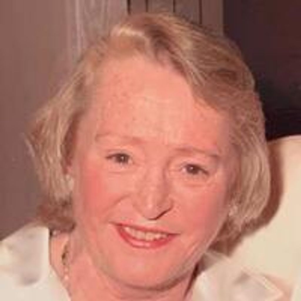Elizabeth Jane Helwig Profile Photo