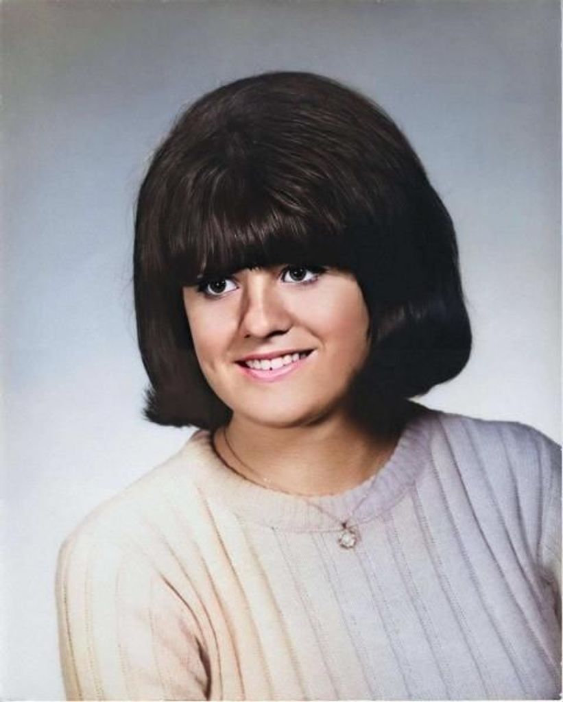 Lola Diane Tomlinson Profile Photo