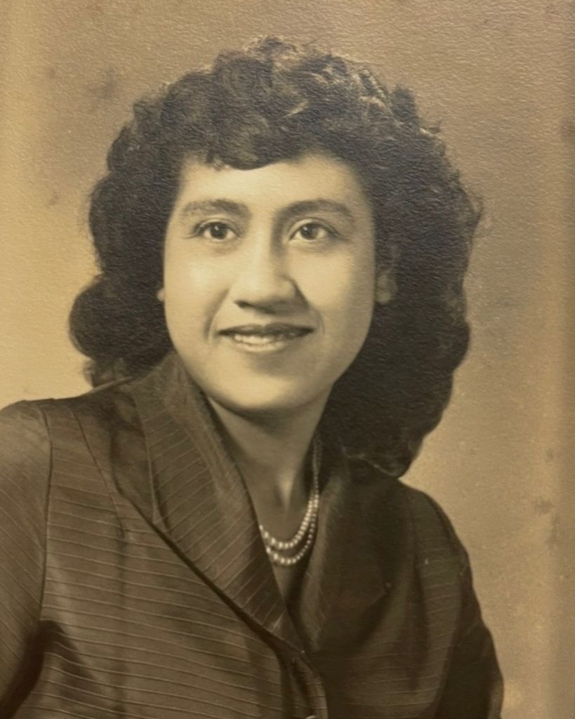 Julia Ochoa Profile Photo