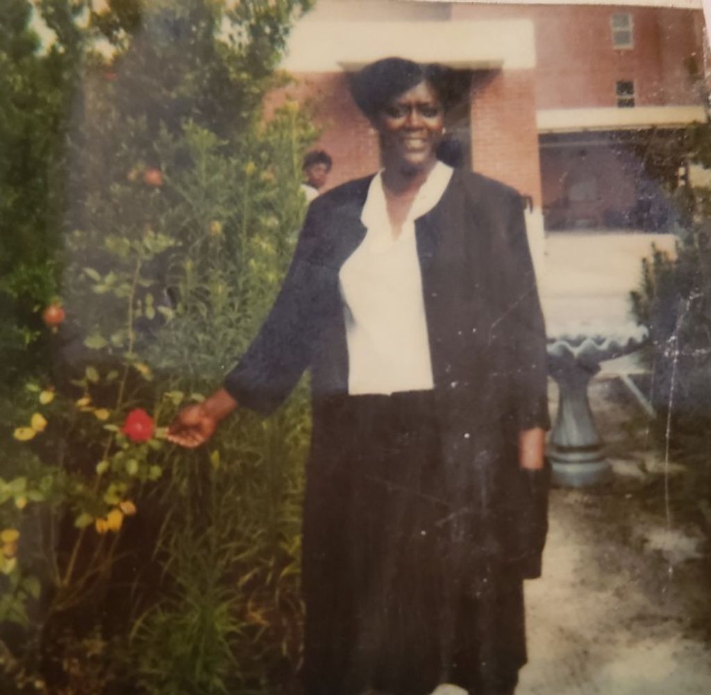 Sarah Devon Thomas Profile Photo