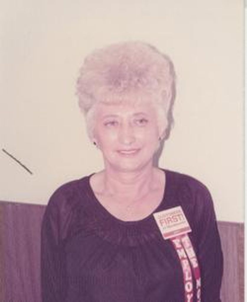 Amy Hopewell Profile Photo