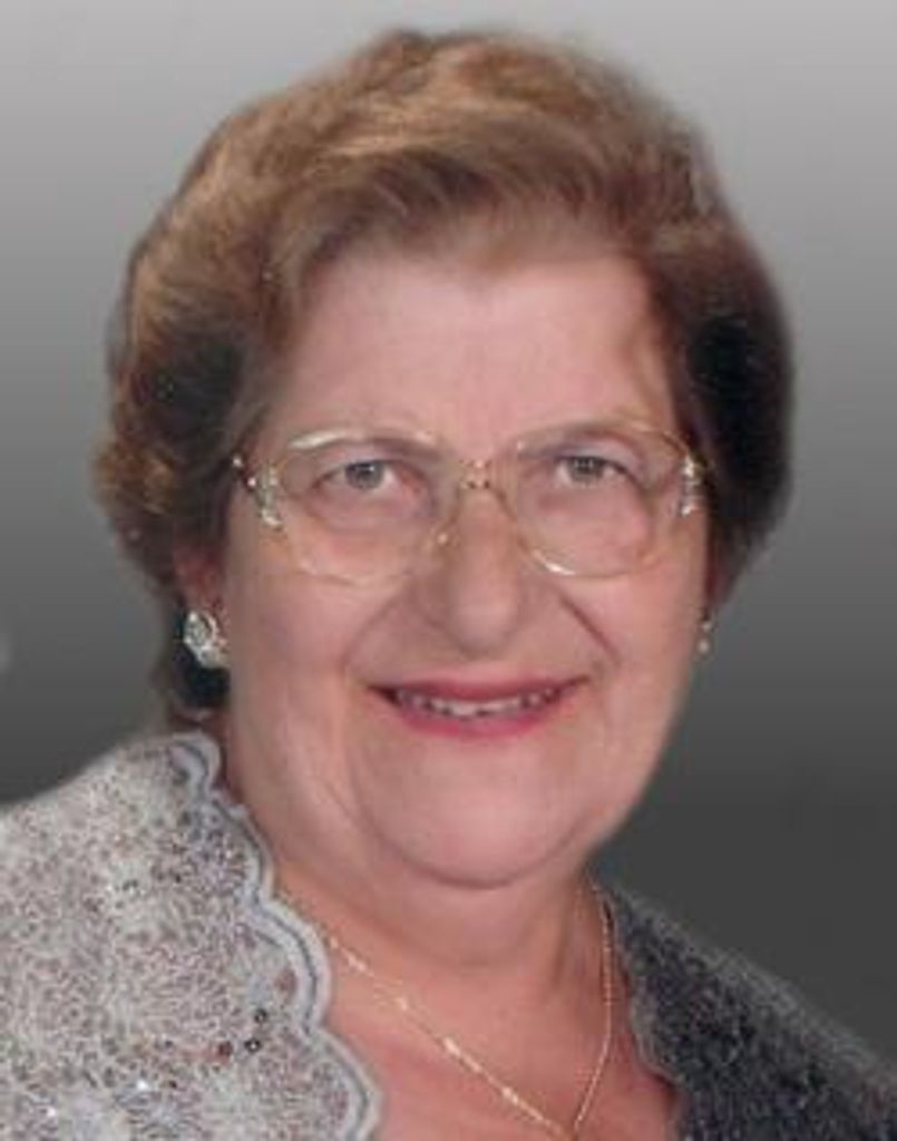 Sandra Caravella Profile Photo