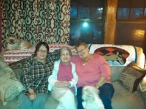 Shirley Ruth Rosengren Erickson photo gallery thumbnail 2 of 6