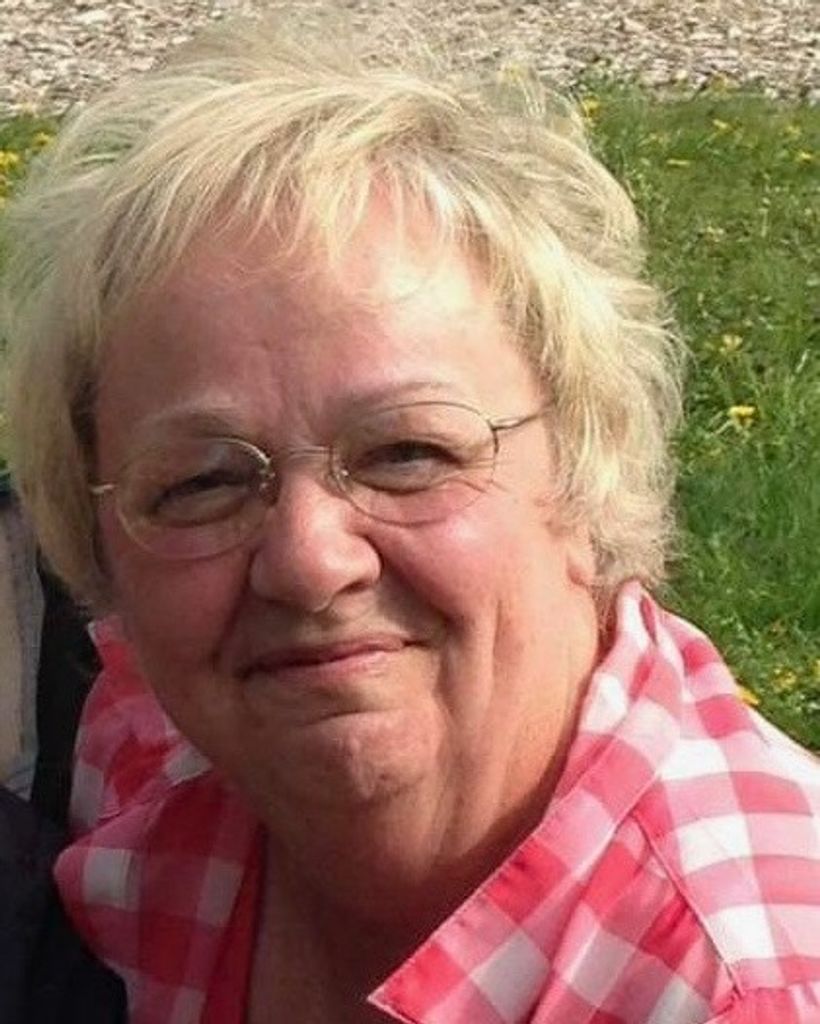 Gloria May Thompson Profile Photo