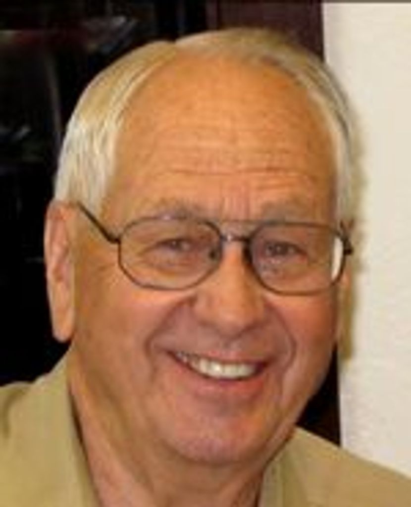 Roland Holt