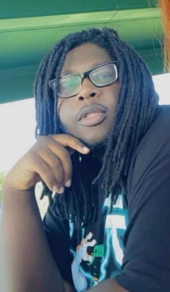 Erice Lewis Ross, Jr Profile Photo