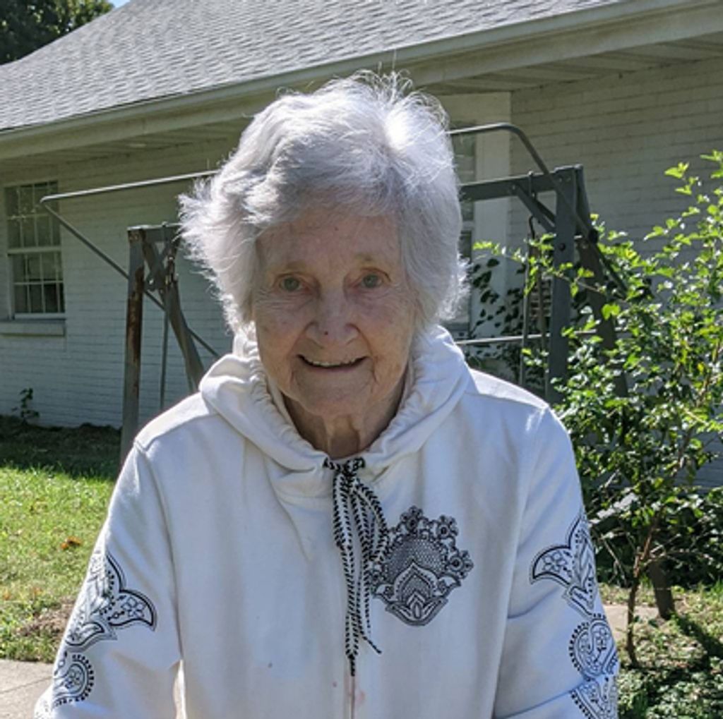 Betty Lou Hinds Profile Photo