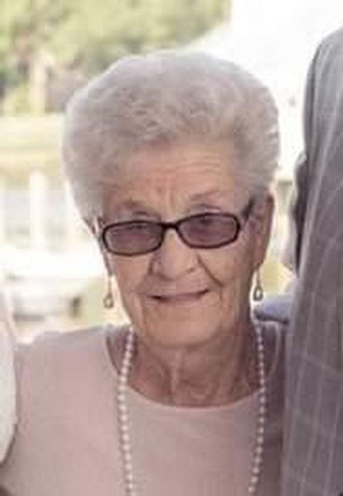 Bertha "Curly" Jones Beale