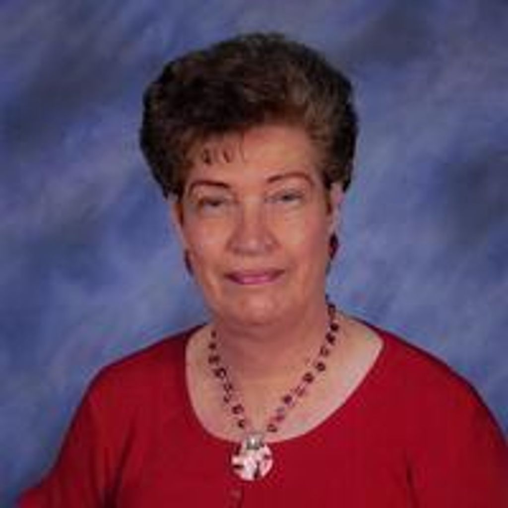 Estelle French