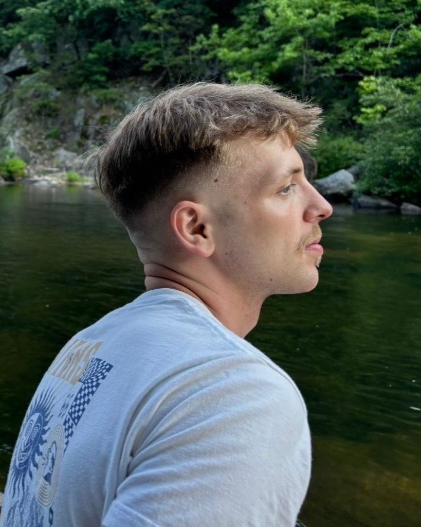 Hunter Lee Hicks Profile Photo