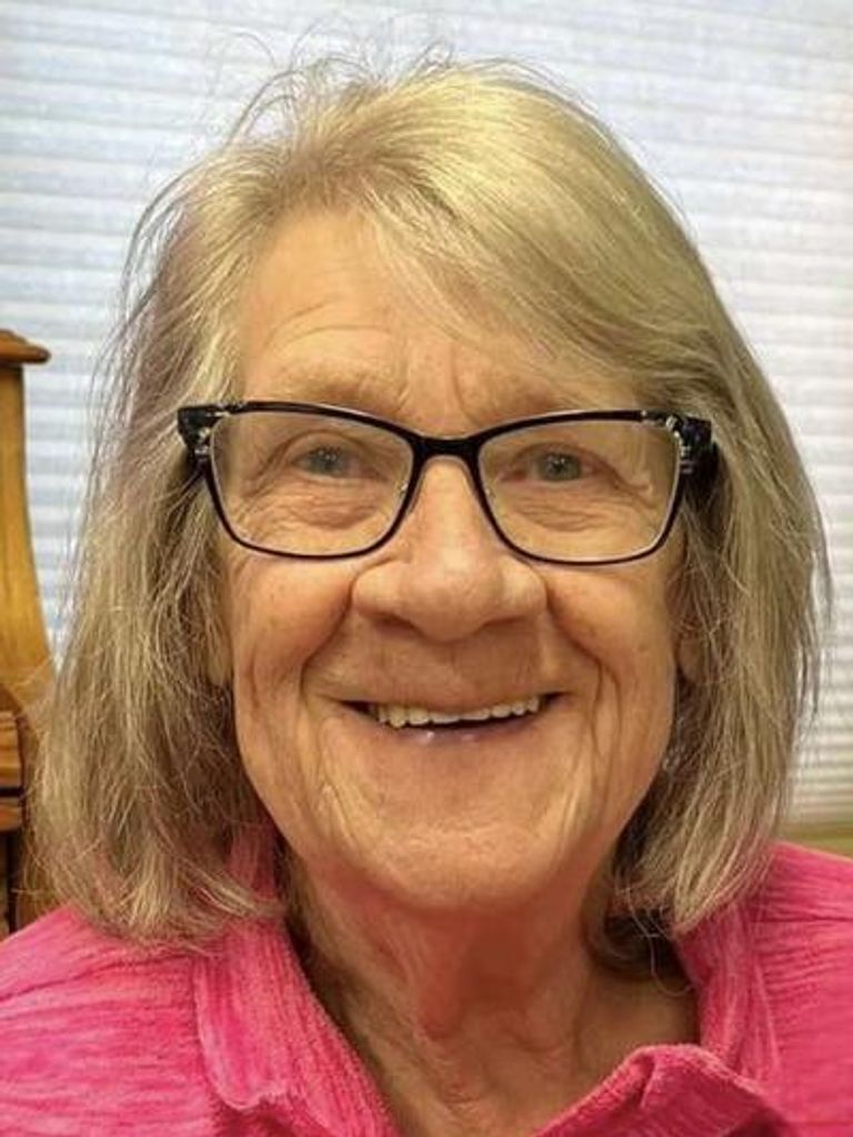 Lilly Mcmacken Profile Photo