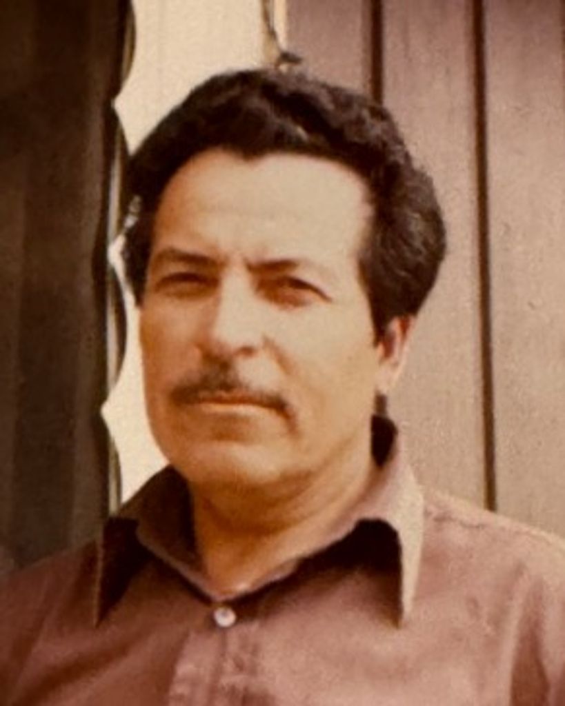 Rosendo Avila Profile Photo