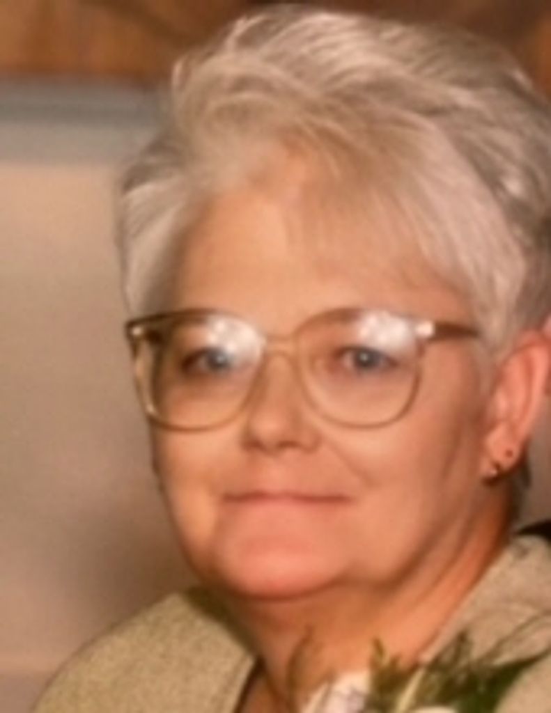 Phyllis J Hill