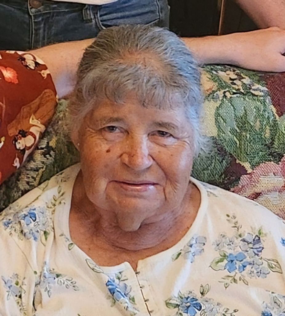 Linda Lee (Hill)  Vaughn