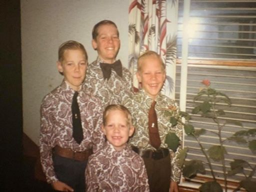 Jeffrey Lee Hovick photo gallery thumbnail 6 of 42