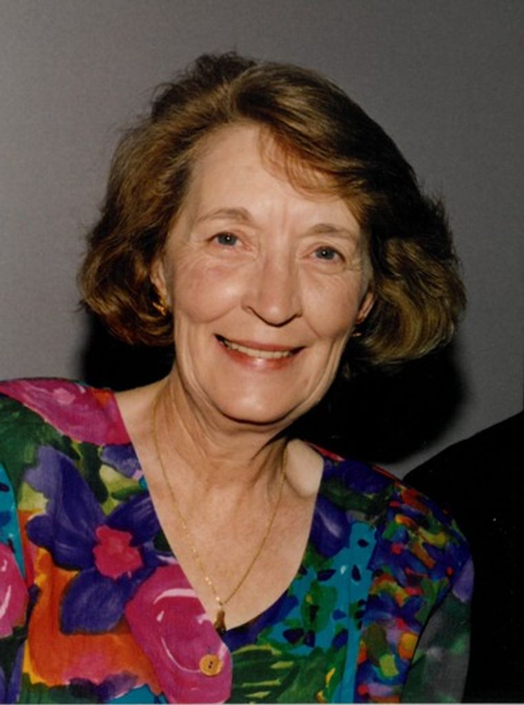 Norvelle Louise Nadine Ahart