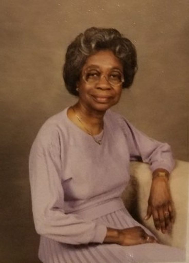 Naomi "Nai" B Oates