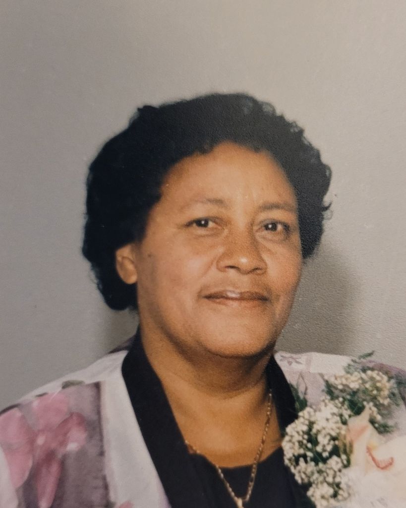 Esmeralda Rosa Perez Profile Photo