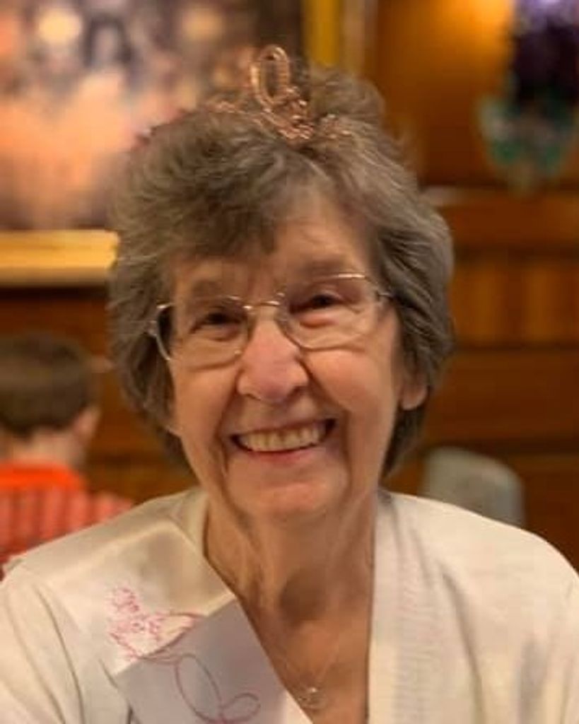 Virginia Lee Uzialko