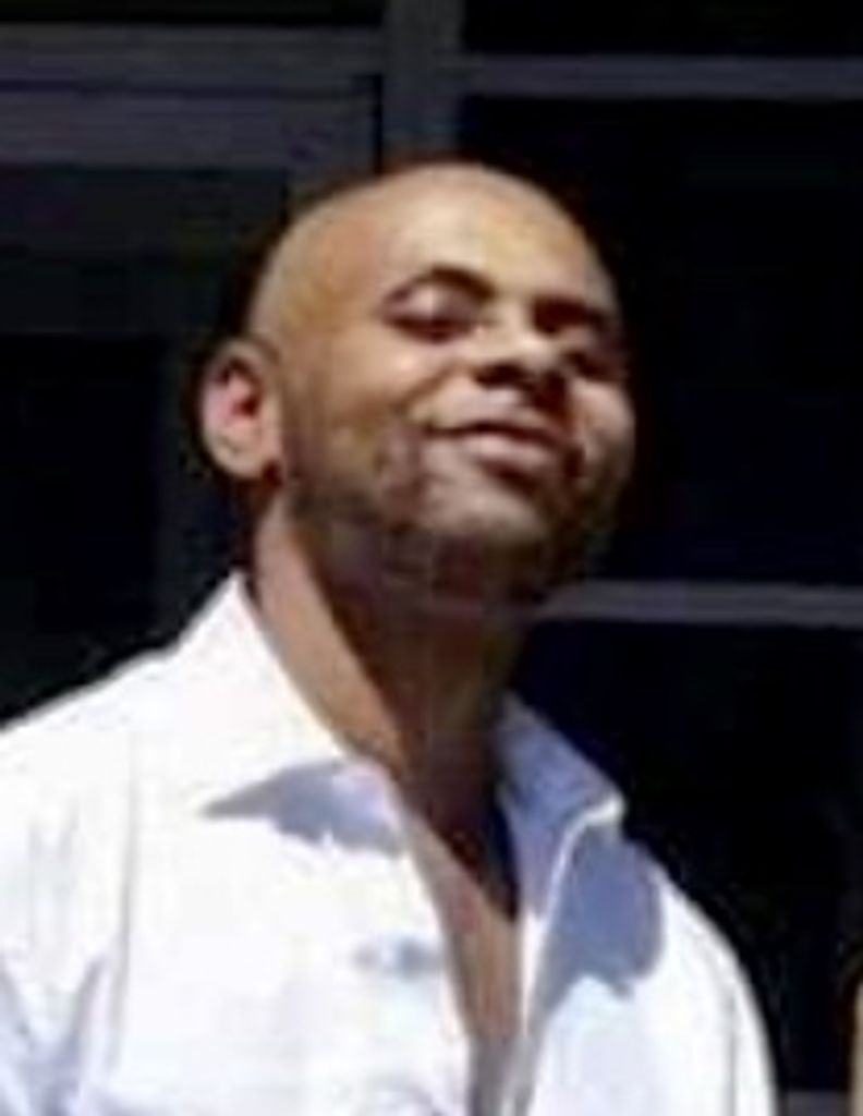 Raynard Dotson,    Jr.