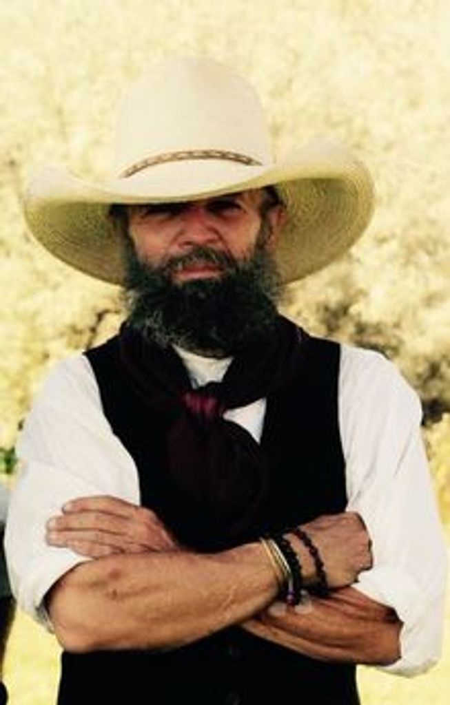 Steven Watts Profile Photo