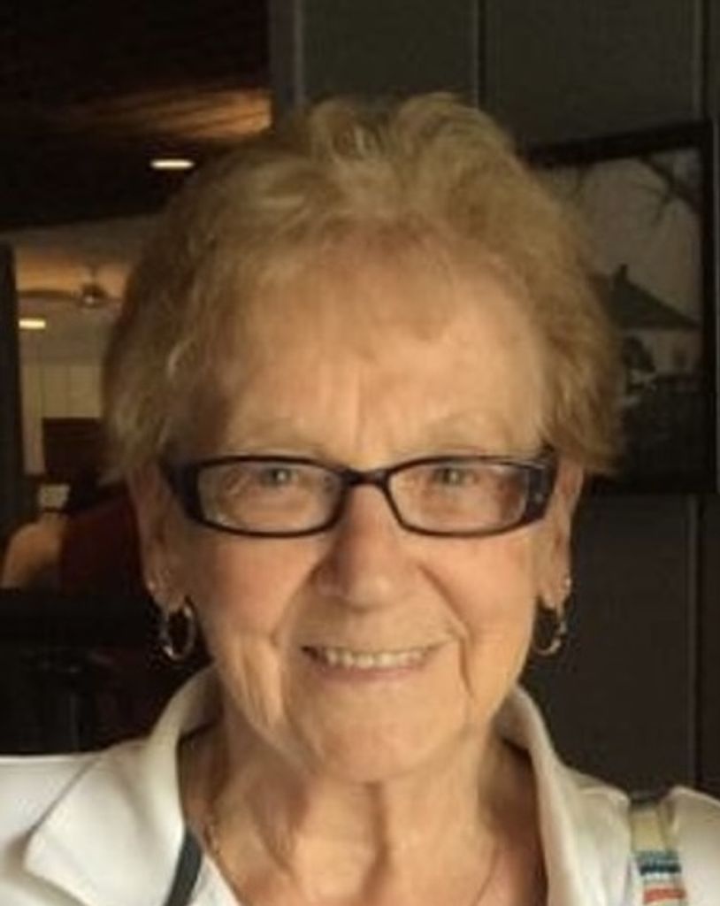 Ruth Margaret Roberts Profile Photo